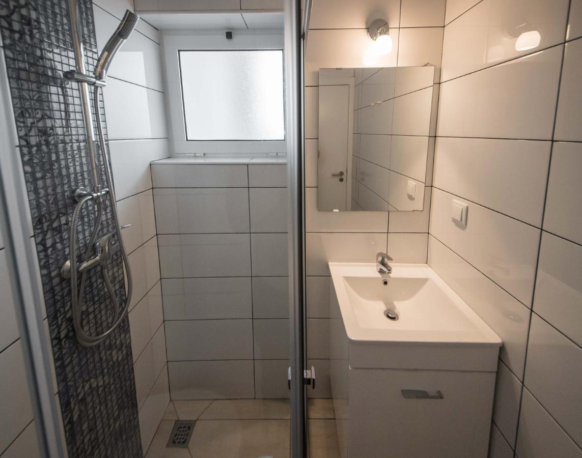 Sailor'S House Hostel Лагос Екстериор снимка